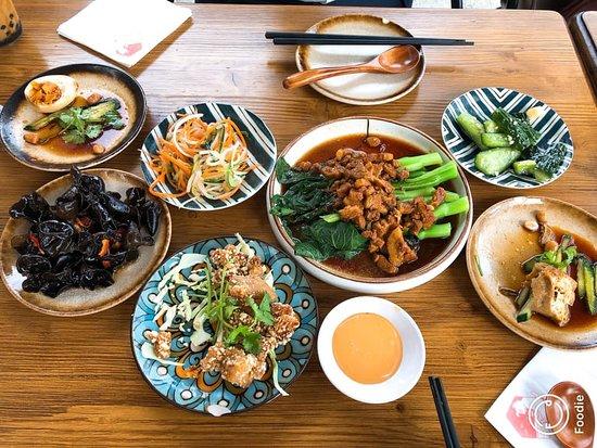 Banh Cuon Gia Truyen Thanh Van